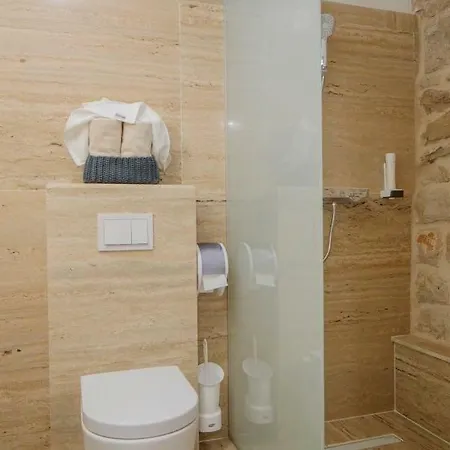 Luxury View Marjan 4*