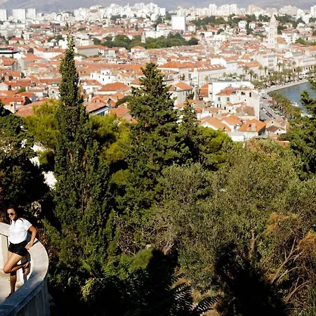 Luxury View Marjan 4*