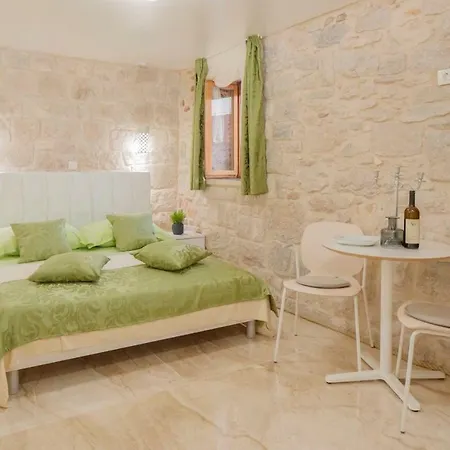 Luxury View Marjan Guest house