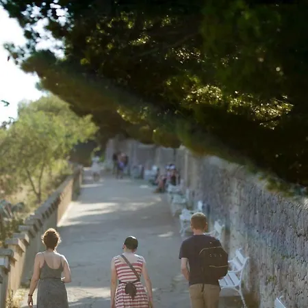 Luxury View Marjan Guest house 4*