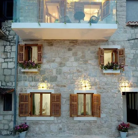 Luxury View Marjan Guest house