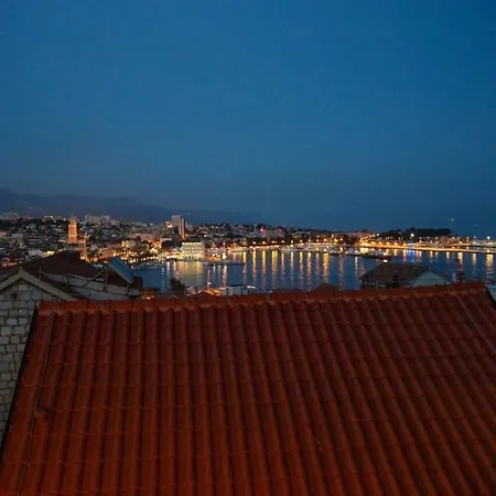 Guest house Luxury View Marjan 4*