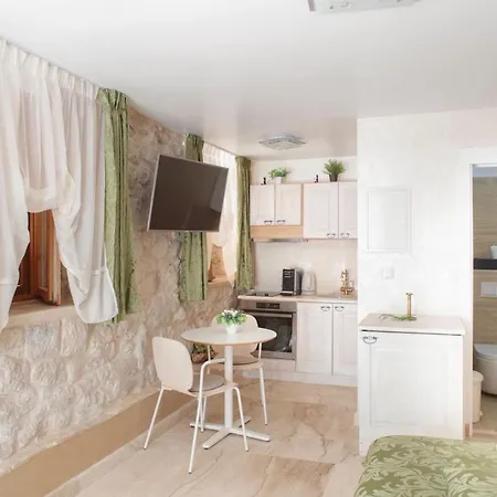 Luxury View Marjan Penzion Split